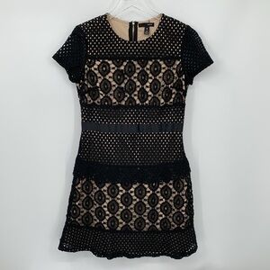 Aqua crochet lace shift dress black nude mini short sleeve peplum Medium